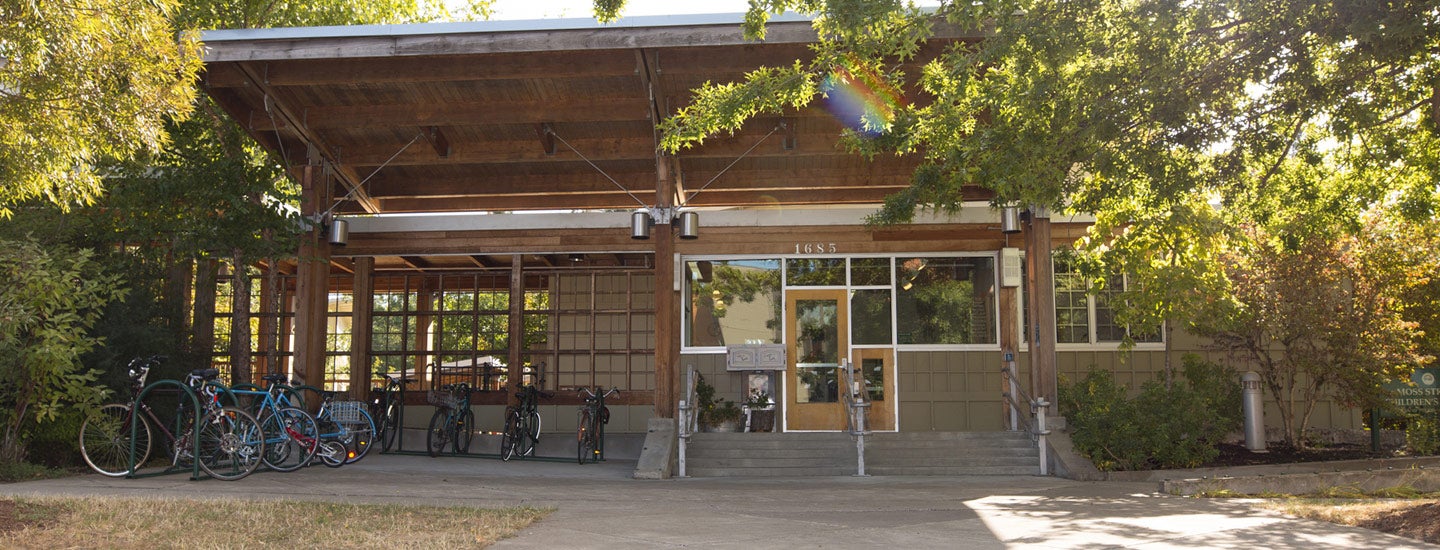 Image of exterior of Moss Street Children’s Center.